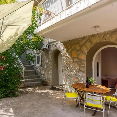 Appartement 1 Bedroom Stunning In Omišalj